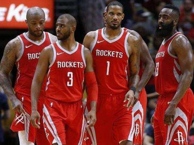 618万人次“涌入”球场，中超球市迈进“最好的时代”（618万人次走进球场，中超球市迎来黄金时代）