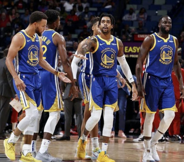 强队优势全无，弱队反而更冷静（强队优势尽失，弱队更加沉稳）