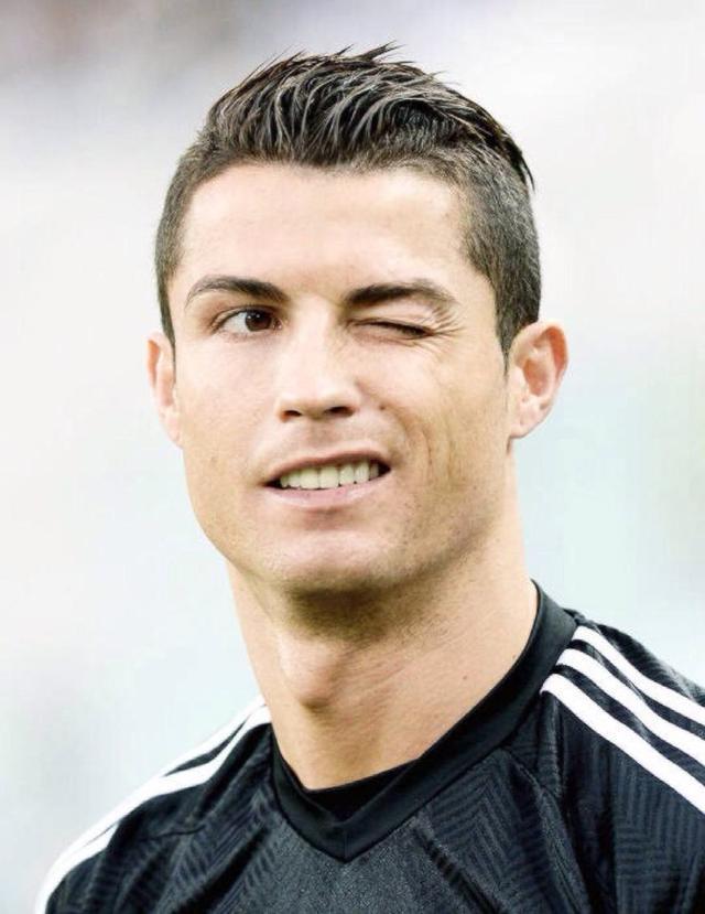 穆索：国米是夺冠热门之一，这场胜利极大地提振了球队的士气（穆索：国米是争冠热门，这场胜利显著提升全队士气）